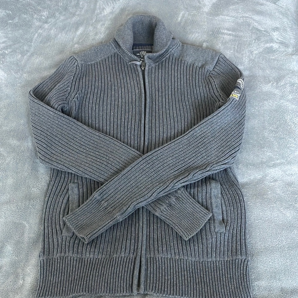 H & M Sweater